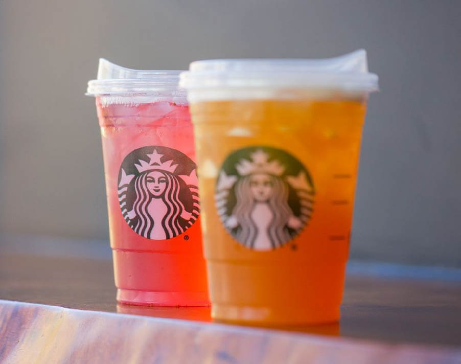 Starbucks сокращает объемы пластиковых отходов  