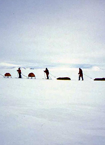 Сквозь все метели: как женщины, покорившие Антарктиду, стали помогать людям с тяжелыми травмами