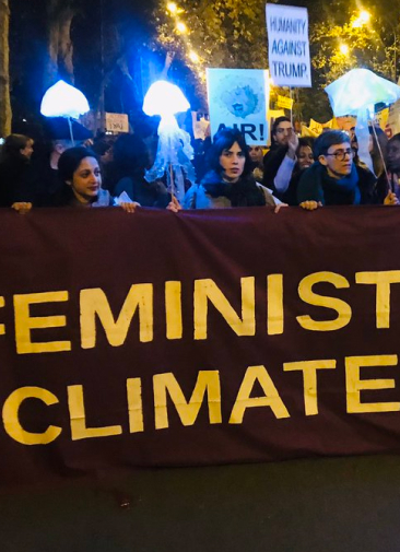 Экофеминизм: почему женщины спасут планету от катастрофы