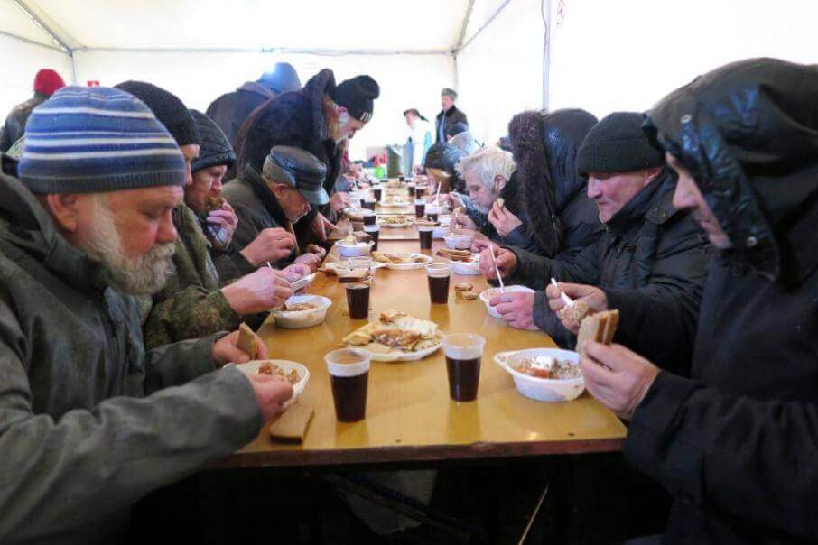 Московские власти усилили меры поддержки бездомных из-за COVID-19